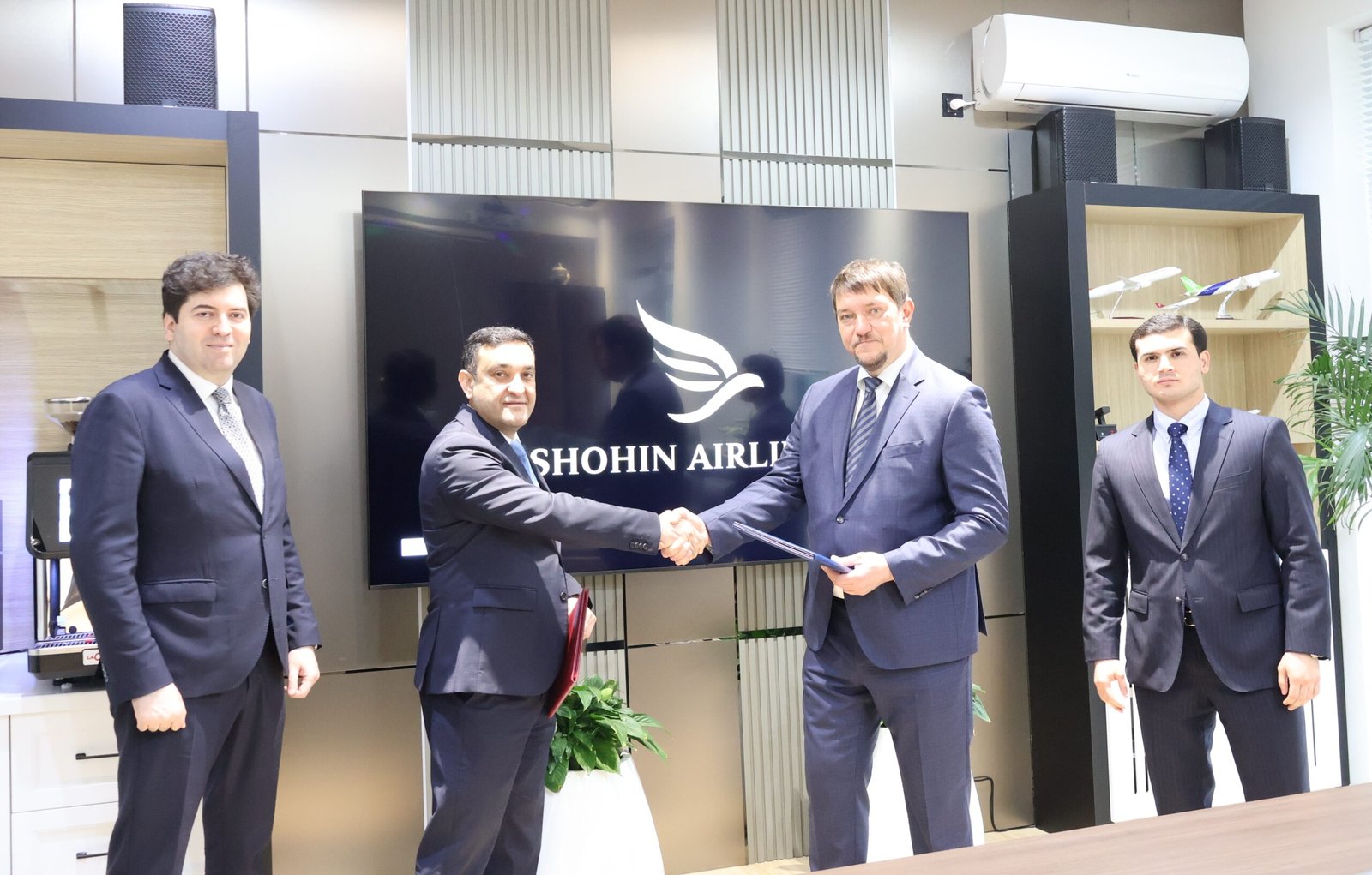 Фонди сармоягузории аврупо Ба Shohin Airlines сармоягузорӣ мекунад
